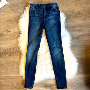 Abercrombie & Fitch signature hi rise super  skinny paint splatter jeans